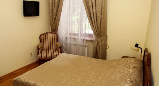 Спальня номеров 1 местный 2 комнатный Люкс, Корпус №2 (122, 220, 319) в санатории Россия. Ессентуки