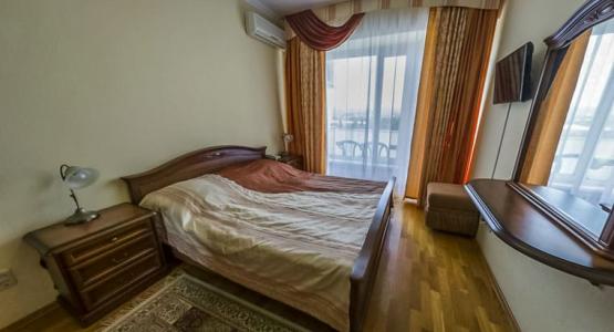 Спальня 2 местного 2 комнатного Люкса, Корпус №1 (503) в санатории Россия. Ессентуки